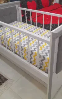 تخت کودک درحدنو...شهرصحنه