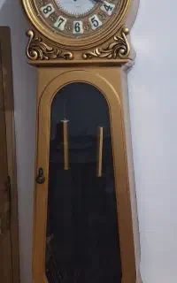 ساعت ایستاده کاملا سالم