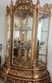 ویترین ۳ طبقه کلاسیک