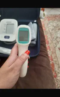 تب‌سنج دیجیتال بدون تماس سالم و تمیز