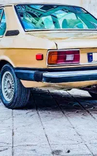 بی ام و ۵۱۸
