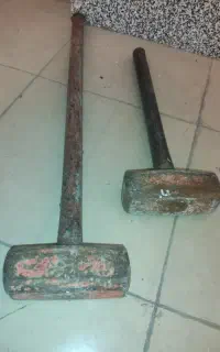 دو عدد پتک 4کیلویی بفروش میرسد