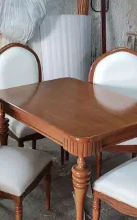 به علت تغییر شغل  یک نهار خوری چهار نفره