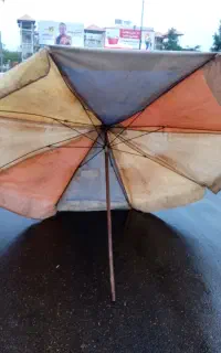یک عدد چتربزرگ بزرگ