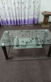 میزشیشه ای