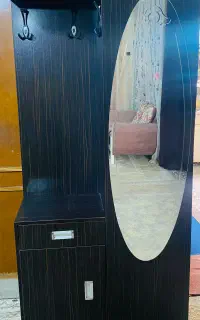 جاکفشی کمدی (آینه دار)