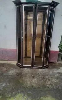 دو عدد ویترین کاملا نو و استفاده نشده