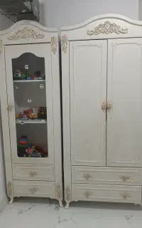 تخت و کمد