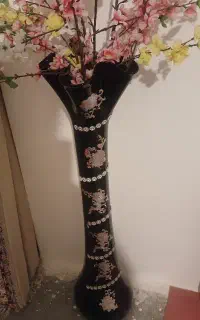 گلدان شیشه‌ای بلند