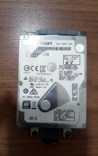 هارد ssd.hdd و و دو عدد رم ۴ گیگ و دو گیگ