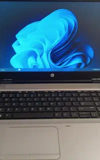 لبتاپ HP . کور آی ۷ و ۲۴ گیگ رم