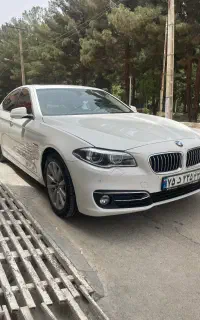 پذیرش خدمات واکس و پولیش رنگ بدنه خودرو