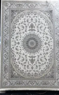 شاهکاری جدید از فروشگاه فرش زمرد ۶/۹/۱۲ متری دارد