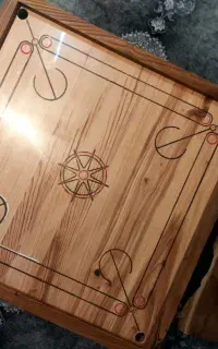بازی تخته ای کروم و شطرنج - کاروم Carrom