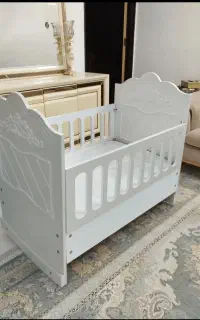 تخت نوزاد گهواره‌ای
