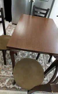 میز ناهارخوری ۴ نفره سالم