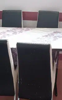 میز غذاخوری سالم