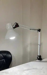 چراغ مطالعه و برای ناخن