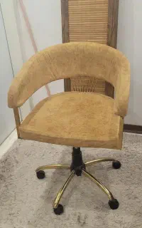 صندلی استاد کار جک دار در حد نوع