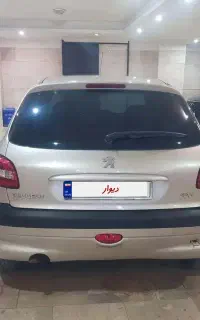 کارکرد۲۵۰۰۰۰ مدل۱۳۸۳ تیپ۲ رنگ بژ
