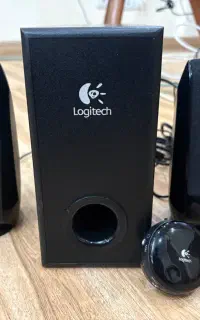 S-220اسپیکر لاجیتک مدل