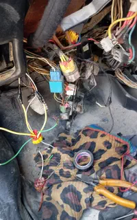 میکانیک ماشین سیار حتی درجاده بیرون شهر توی