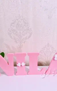استند اسم نیلا