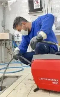لوله‌بازکنی فنرزن شاهین ویلااشتراکی باغستان