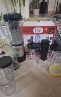 هم زن همه کاره