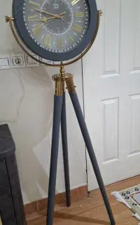 ساعت ایستاده