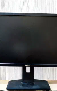 مانیتور dell مدل P2210T