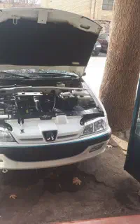 مکانیک و باطری ساز سیار.