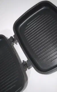 فروش ماهیتابه لاویتا