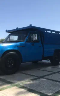 نیسان۷۲ عروسک