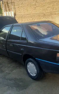 پژو مشکی گژ وسط فرانسه اصل