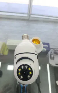 دوربین لامپی وای‌فای و دولنز