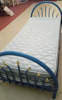 تخت فر فروژه