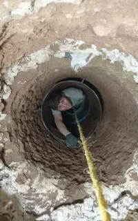 چاه کن حفر چاه