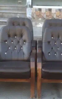 صندلی انتظار چوبی و فلزی درحد آک