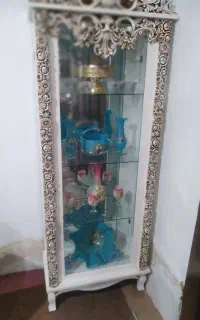 یه بوفه وساعت و اینه کنسولی نو نو
