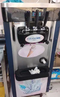 دستگاه بستنی
