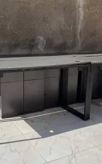 فروش ۴ عدد میز اداری مدرن.پایه آهنی.صفحه چوبی