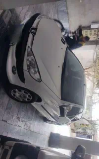 206تیپ 2 سفید