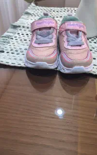 کفش اسکیچرز دخترانه اسپورت سایز ۲۳