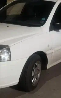 ریو سفید بی رنگ کمکار