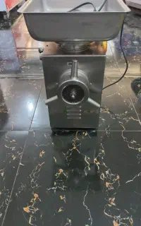 چرخ گوشت امگا ۳۲ omega صد صنعت درحدآکبند کاملاسالم