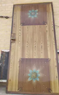 درب چوبی سالم