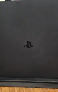 PS4 slim 1tb
