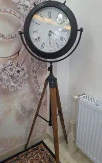 ساعت ابستاده