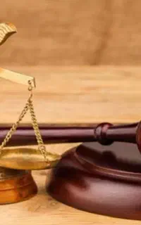 حقوقی در وکیل پایه یک دادگستری